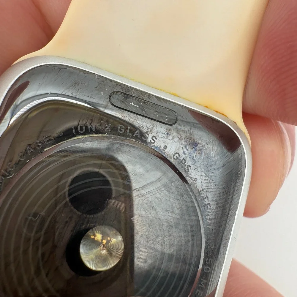 Apple Watch SE 40mm‎ Silver Aluminum Case GPS LTE Cellular Parts Repair